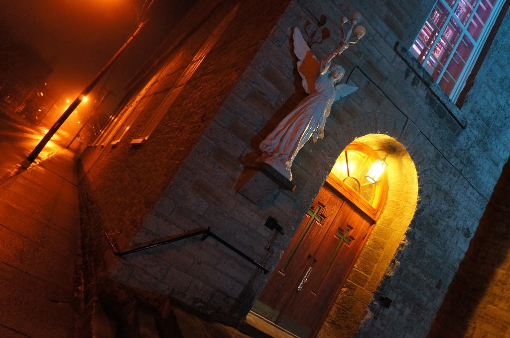 St. Anne Catholic Church | 2592 Rue Roussel, Chicoutimi, QC G7G 1Y1, Canada | Phone: (418) 543-7734