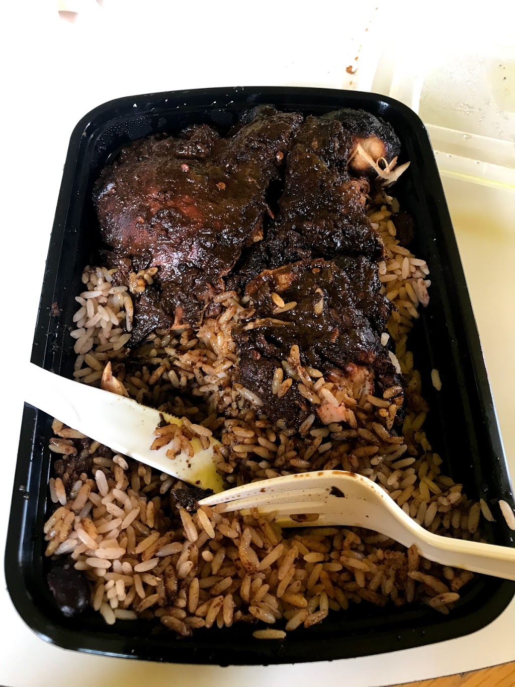 Angies Place Canadian Caribbean Eatery | 5968 Nottawasaga 27/28 Sideroad, Stayner, ON L0M 1S0, Canada | Phone: (705) 428-0591