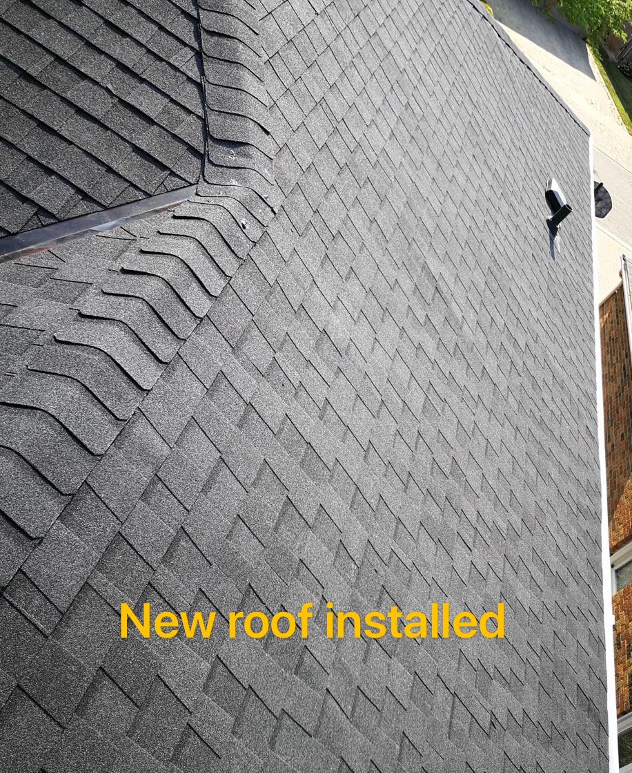 Roofing Repairs | 166 Chessington Ave, East Gwillimbury, ON L9N 0R6, Canada | Phone: (647) 675-2068