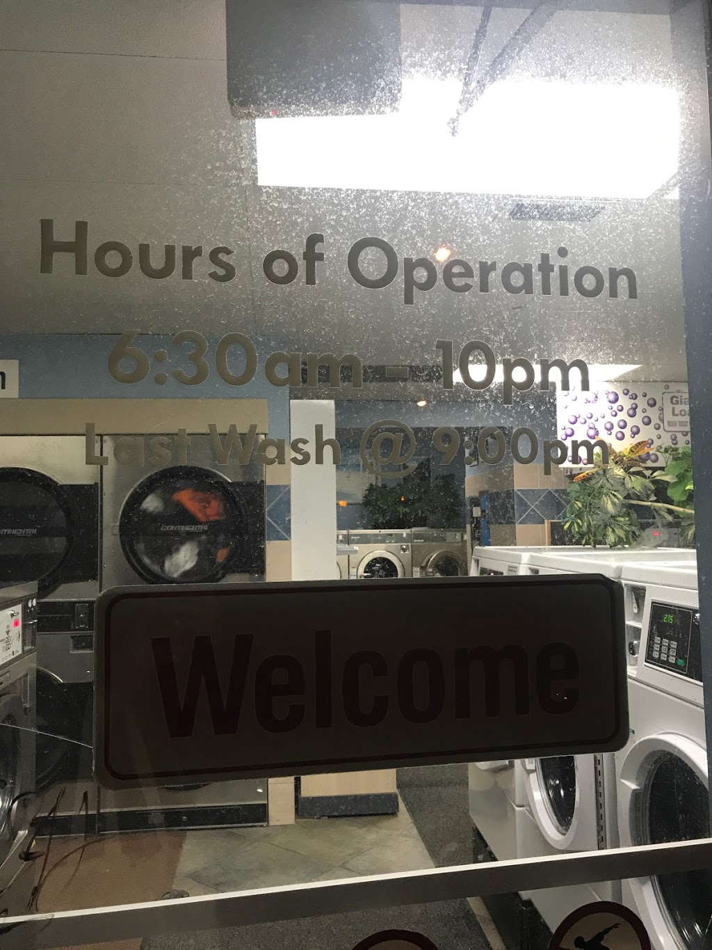 Brunos Laundromat | 314 Oakwood Ave, York, ON M6E 2V7, Canada | Phone: (647) 435-6970