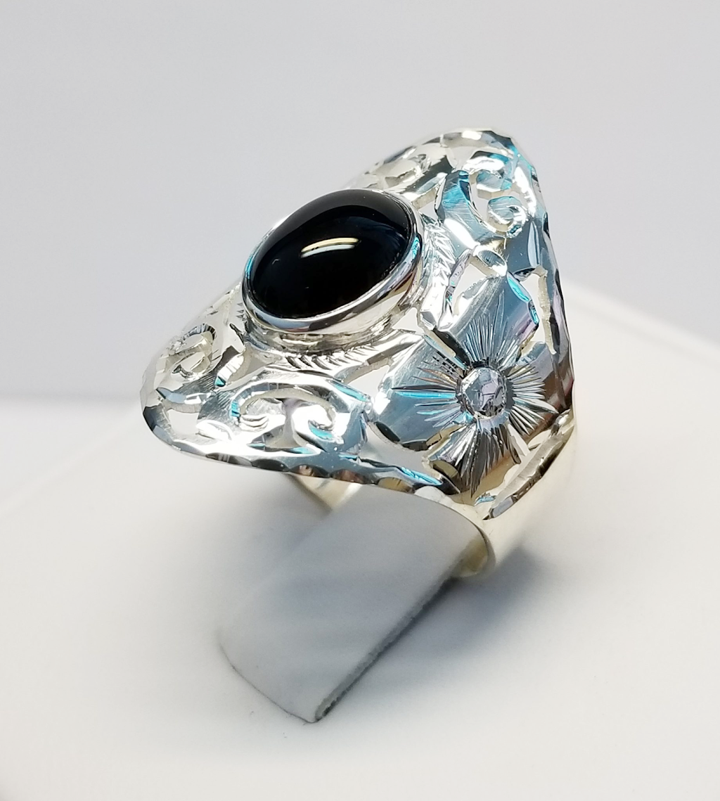Kujumdziev Jewellery | 861 Browns Line, Etobicoke, ON M8W 3W2, Canada | Phone: (416) 255-5859