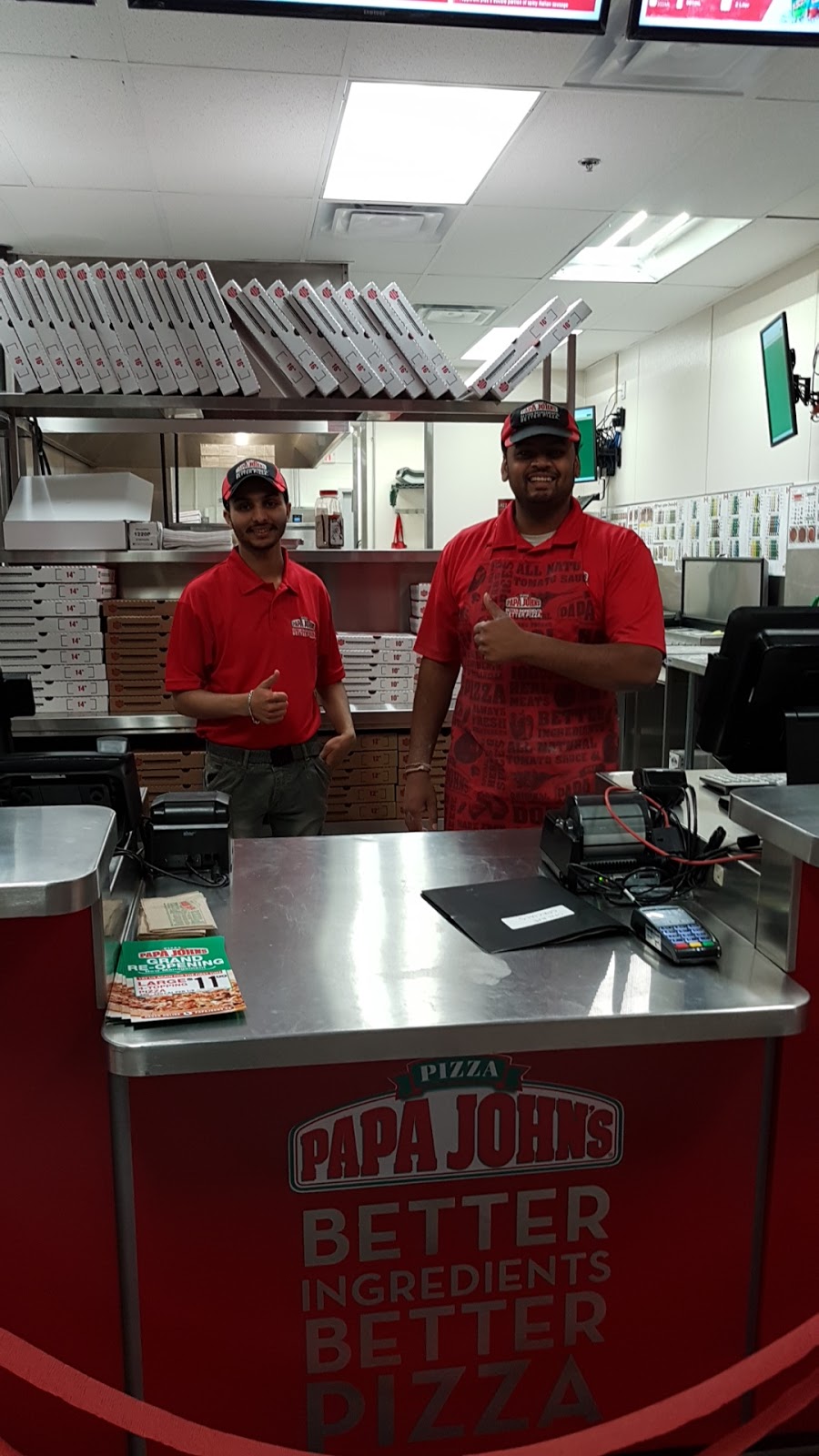Papa Johns Pizza | 1400 OConnor Dr, East York, ON M4B 2T8, Canada | Phone: (416) 757-0338