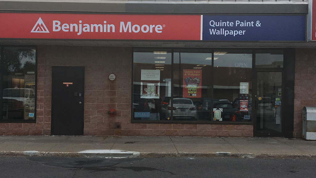 Quinte Paint & Wallpaper Inc | 365 N Front St, Belleville, ON K8P 5A5, Canada | Phone: (613) 969-9521