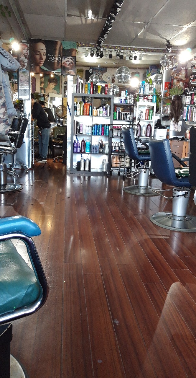 Edison Hair Salon | 2112 E Hastings St, Vancouver, BC V5L 1V1, Canada | Phone: (604) 251-6511