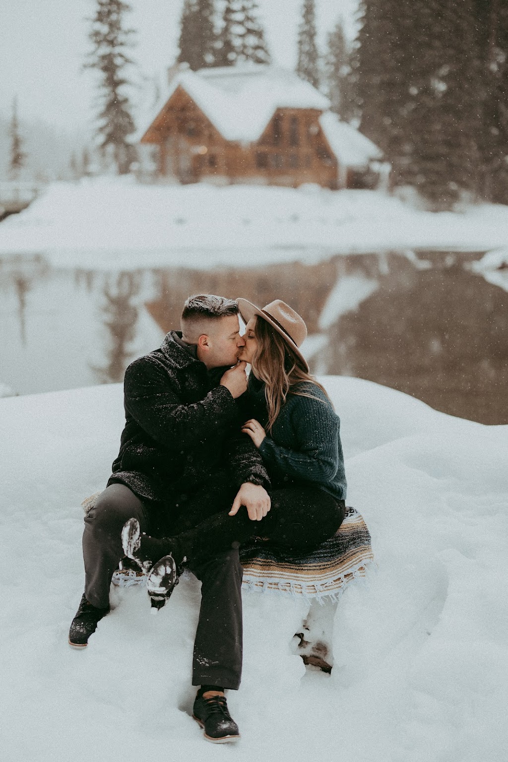 Amanda Marie Photography | 40 Summerwood Blvd #110, Sherwood Park, AB T8H 0C2, Canada | Phone: (780) 288-7605