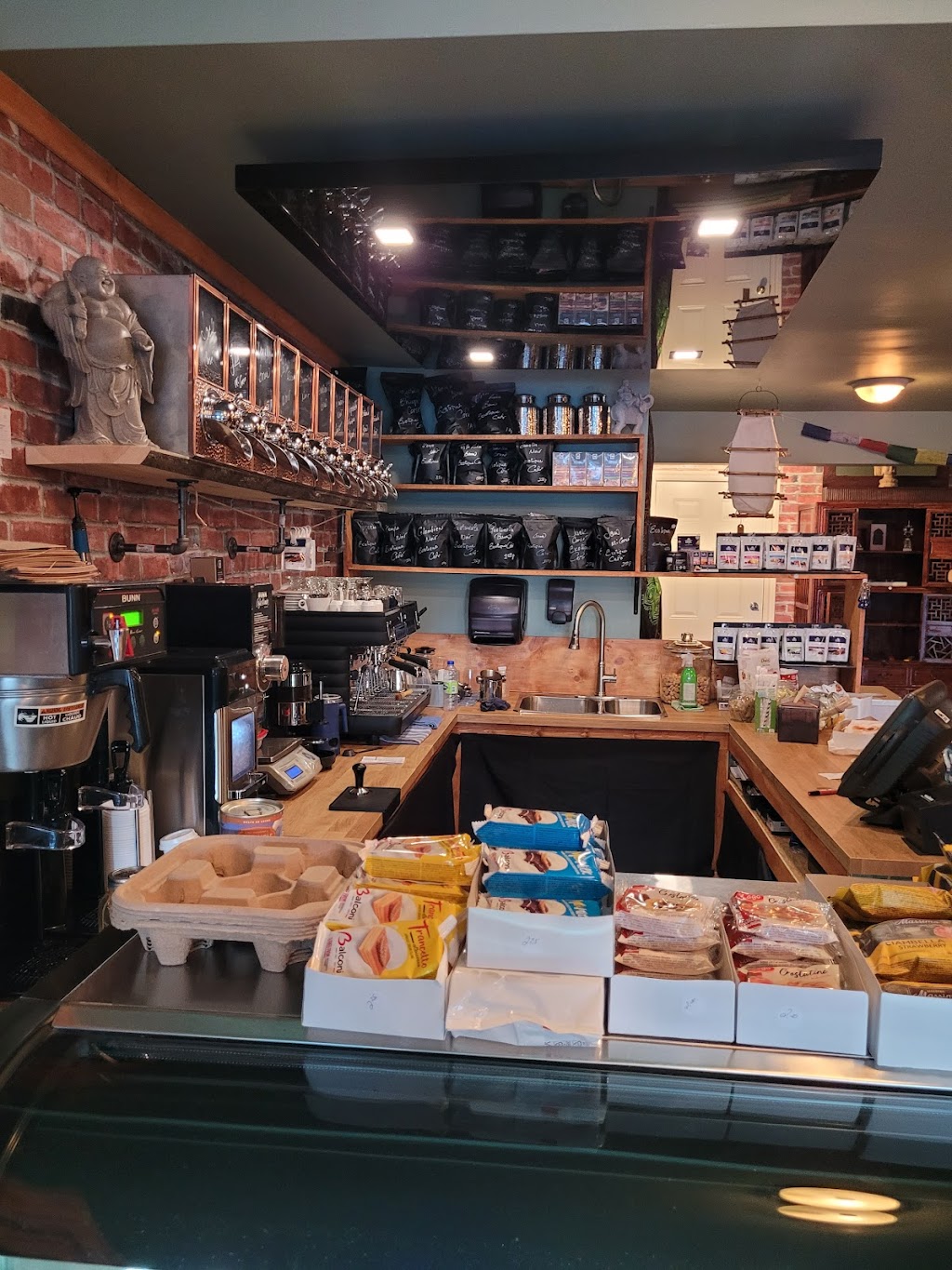 Exotique café | 39 Rue Alphonse-Desjardins, Salaberry-de-Valleyfield, QC J6S 2M2, Canada | Phone: (450) 747-1475