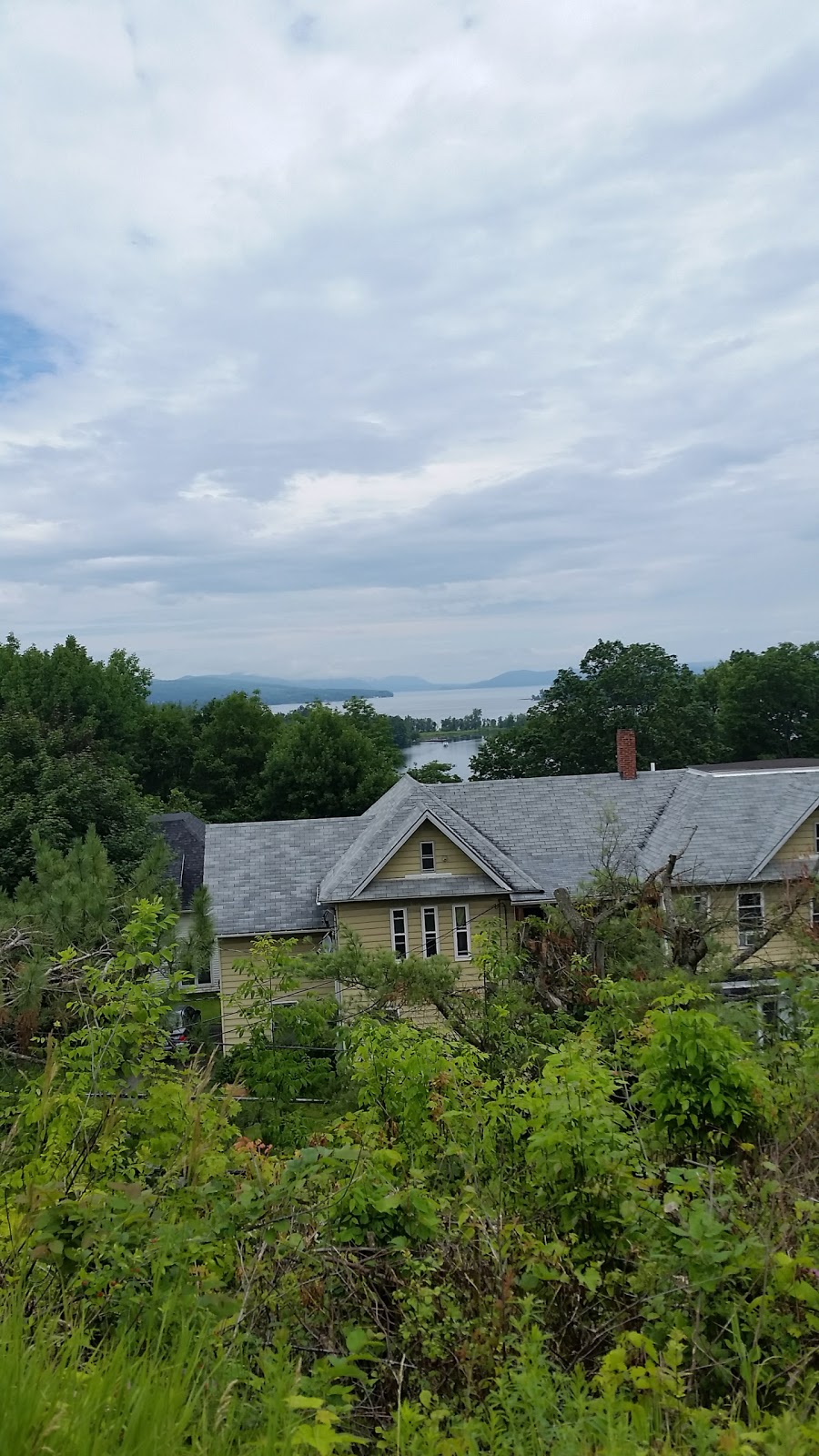 St Marys Catholic Church | 191 Clermont Terrace, Newport, VT 05855, USA | Phone: (802) 334-5066