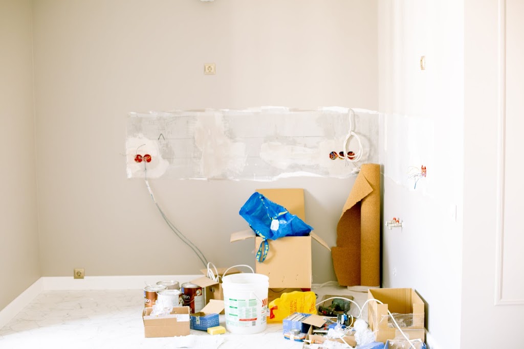 I Do Carpentry | 431 Penbrooke Crescent SE, Calgary, AB T2A 3T6, Canada | Phone: (403) 363-5142
