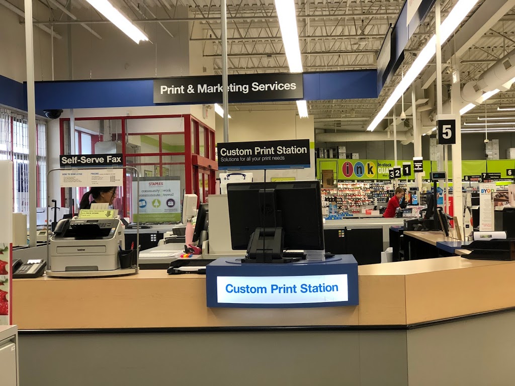 Staples Woodlawn Centre | 20 Woodlawn Rd E, Guelph, ON N1H 1G7, Canada | Phone: (519) 822-2344