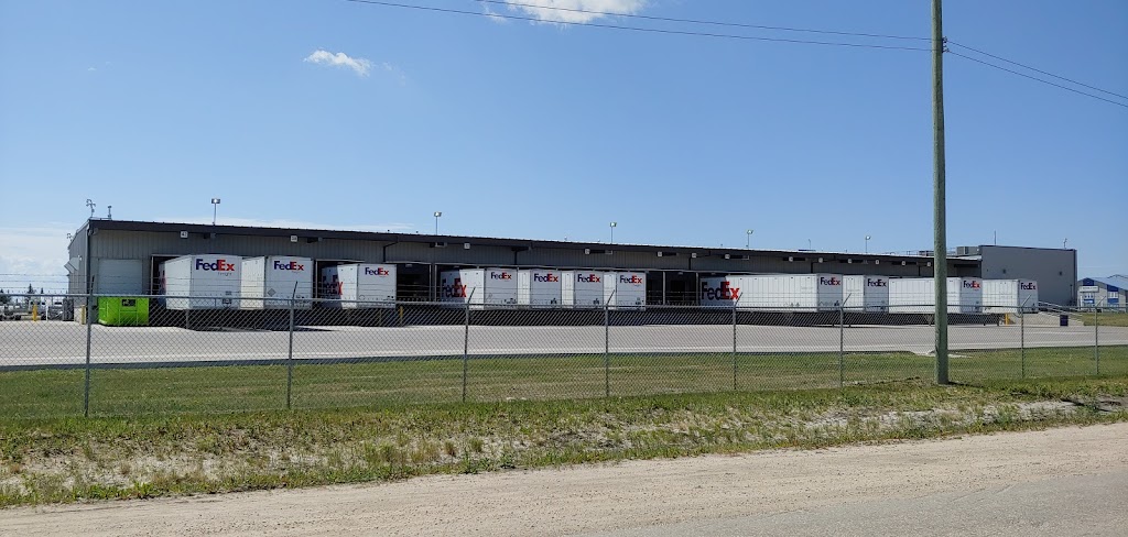 FedEx Freight LTL | 105 Wheatfield Rd, Winnipeg, MB R3C 2E6, Canada | Phone: (204) 632-4171