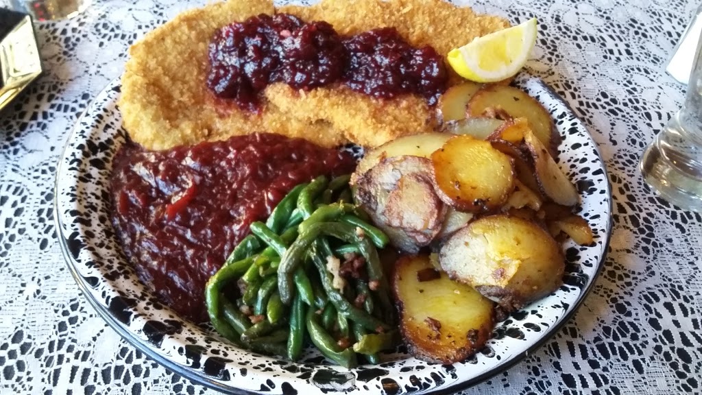 Herb Niemanns Steak House | 203 W Main St, Everson, WA 98247, USA | Phone: (360) 966-2855