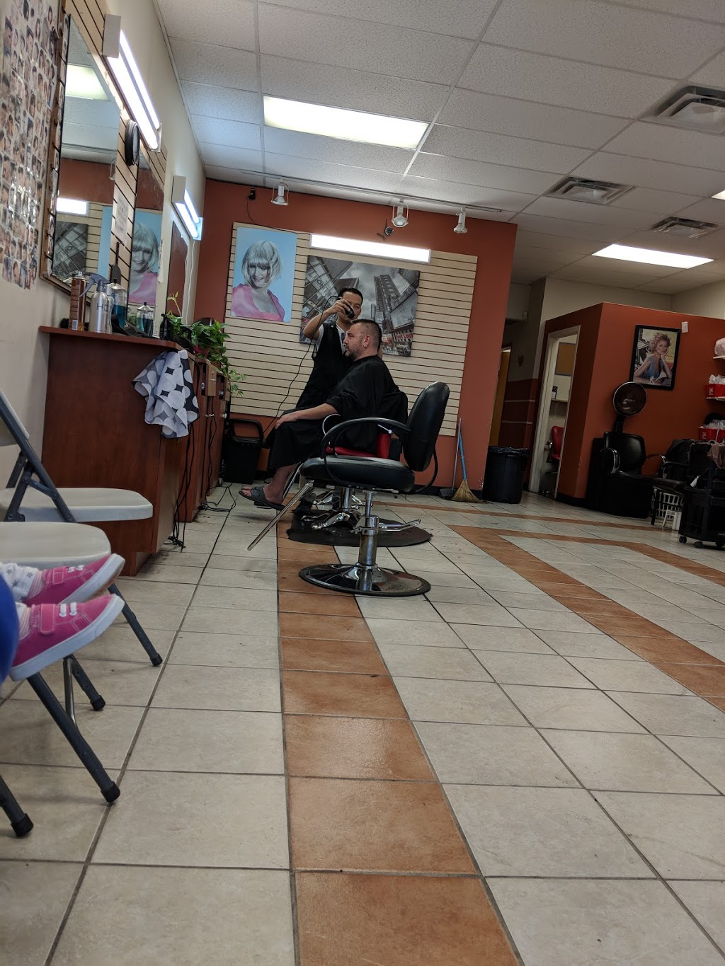 Zenny Hair Studio | 1370 McPhillips St, Winnipeg, MB R2X 2M4, Canada | Phone: (204) 694-5599