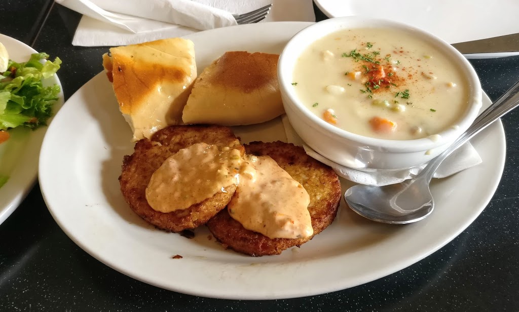 The Pier Bistro | 2550 Beacon Ave, Sidney, BC V8L 1Y2, Canada | Phone: (250) 655-4995