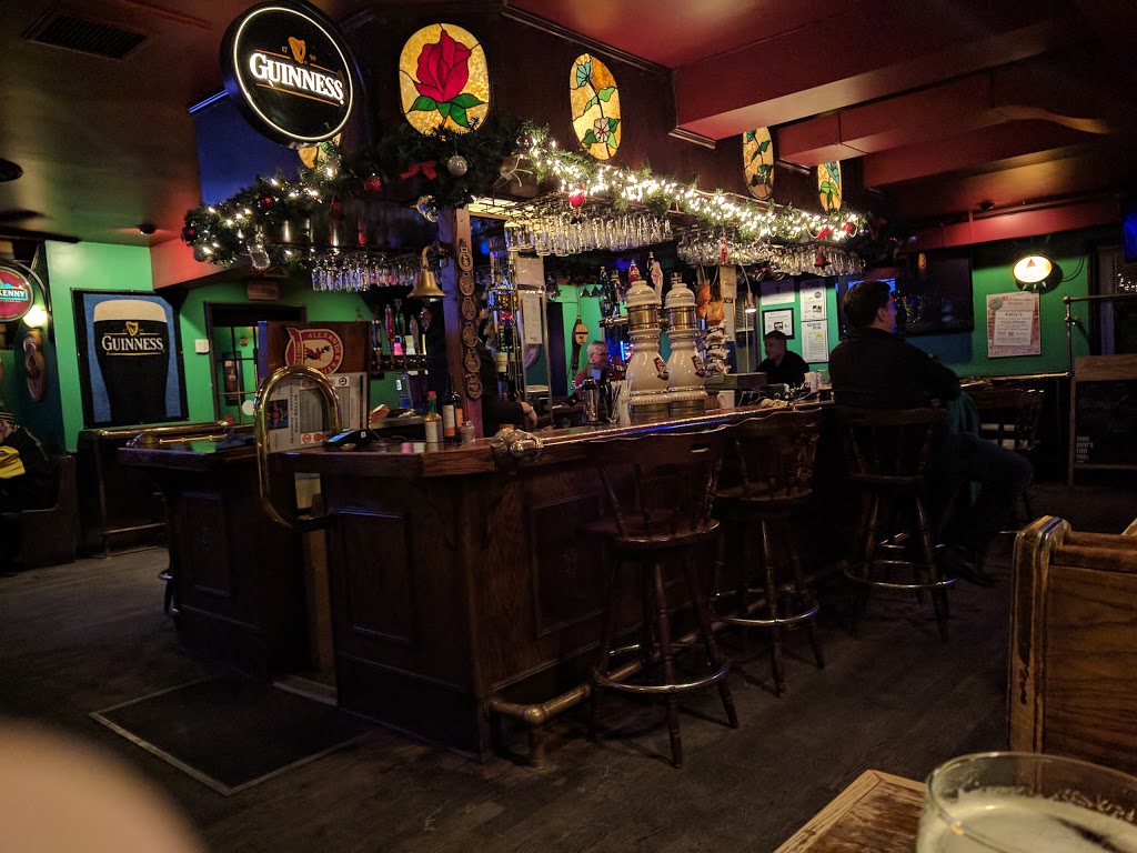 Kellys Pub | 88 Avenue Donegani, Pointe-Claire, QC H9R 2V4, Canada | Phone: (514) 694-6438