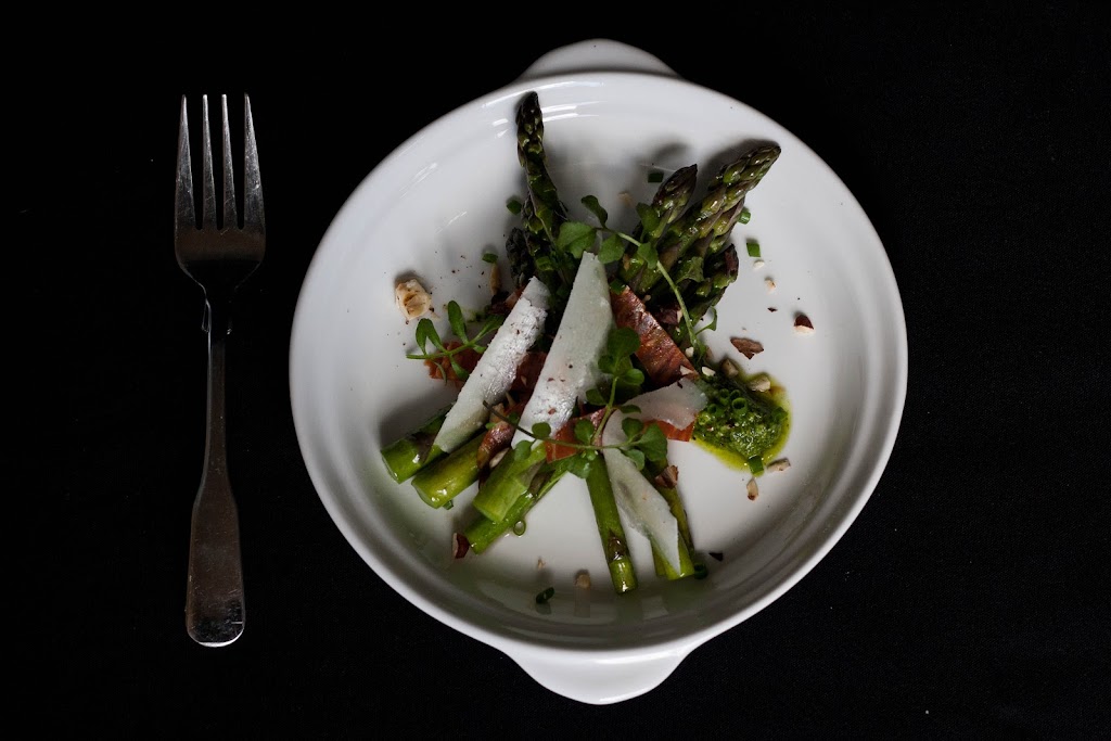 Mensch Kitchen and Catering | Box 1055, 169 S Shore Rd #3, Lake Cowichan, BC V0R 2G0, Canada | Phone: (250) 466-5412