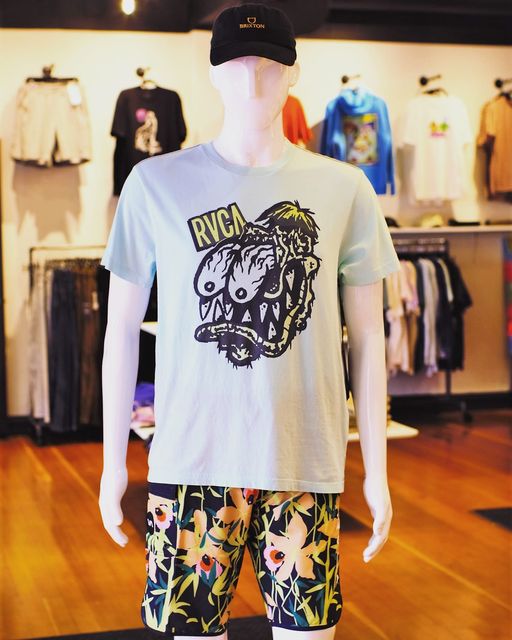 Four One One Apparel | 411 1st Ave, Ladysmith, BC V9G 1A1, Canada | Phone: (250) 912-0115