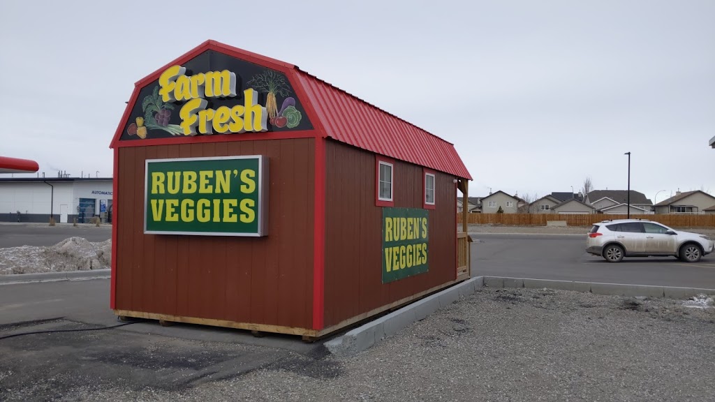 Rubens Veggies | 2667 Scenic Dr N, Lethbridge, AB T1H 6R3, Canada | Phone: (403) 977-7574