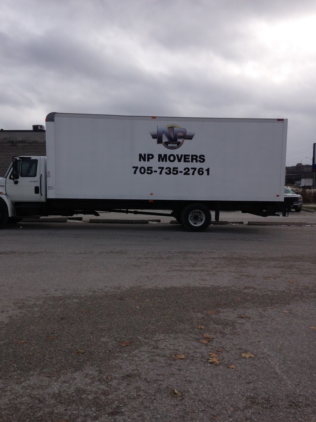 NP Movers | 5 Tamarack Trail, Barrie, ON L4N 9S1, Canada | Phone: (705) 735-2761