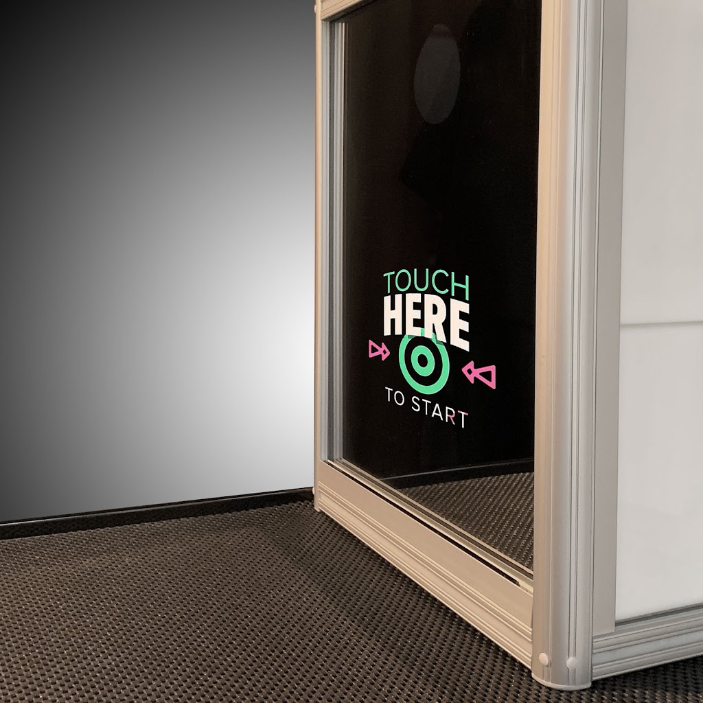 Premier Photobooth | 1154 Blackmaple Dr, London, ON N5Y 4V3, Canada | Phone: (519) 619-4860