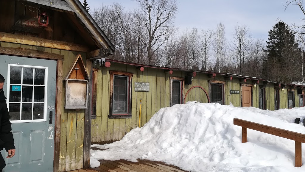 La Tablée des Pionniers | 1357 Rue Saint Faustin, Saint-Faustin-Lac-Carré, QC J0T 1J3, Canada | Phone: (819) 688-2101