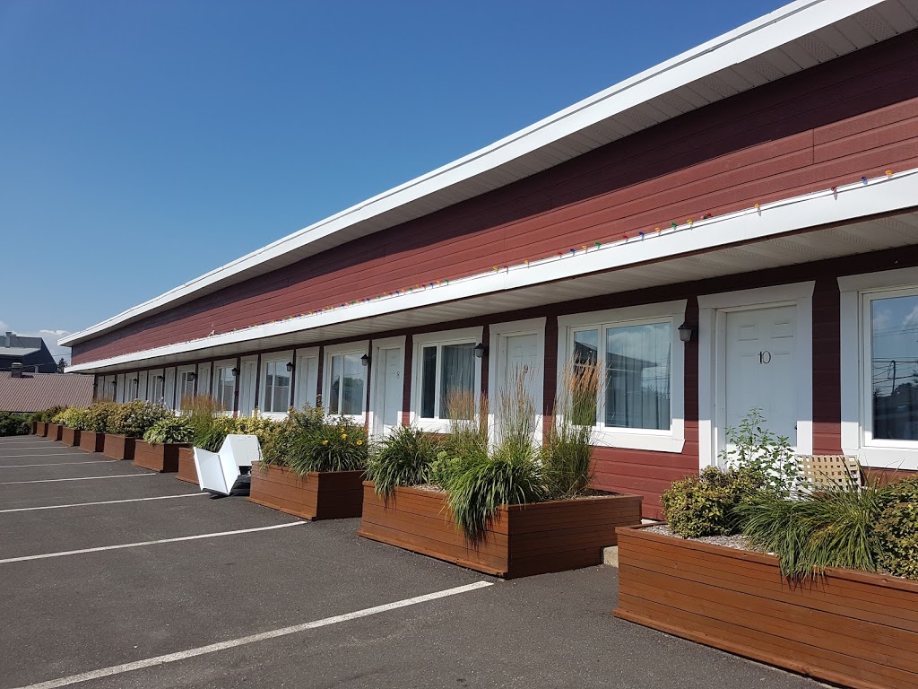 Auberge Moka Creme | 4115 Boulevard Guillaume-Couture, Lévis, QC G6W 6M9, Canada | Phone: (418) 837-9777