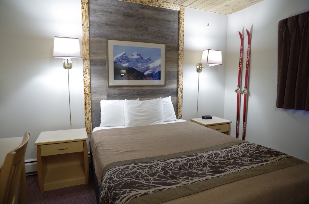 Canadas Best Value Inn & Suites Fernie | 401 Crowsnest Hwy, Fernie, BC V0B 1M0, Canada | Phone: (877) 326-8888