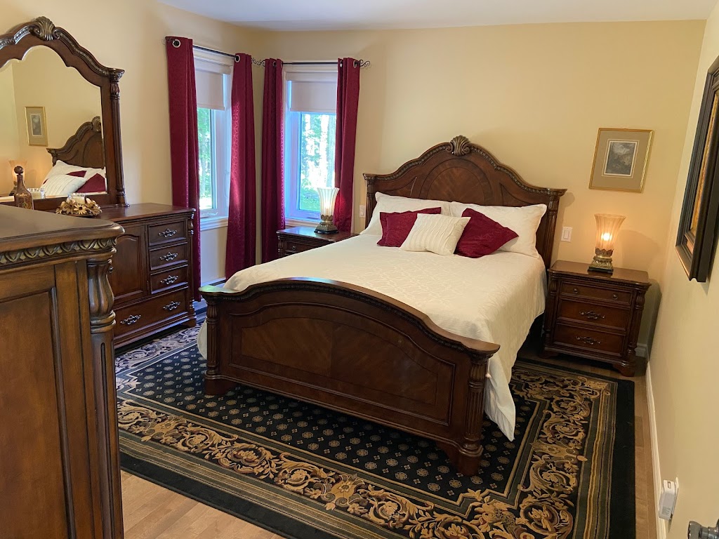 Havre du Rocher Fleuri | 155 Chem. Allard, Coaticook, QC J1A 2S4, Canada | Phone: (819) 822-4866
