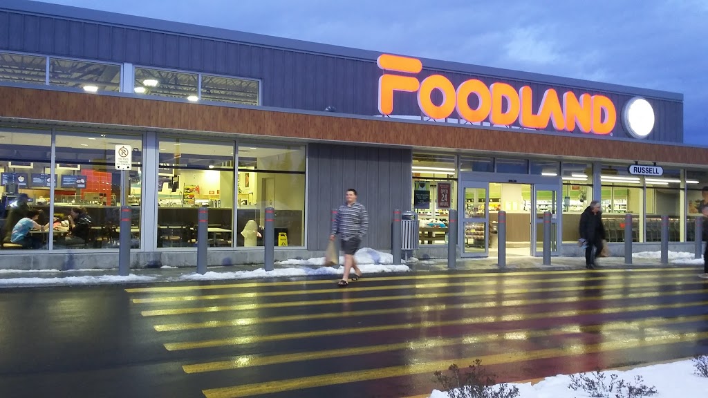 Foodland - Russell | 148 Craig St, Russell, ON K4R 1A1, Canada | Phone: (613) 445-0468