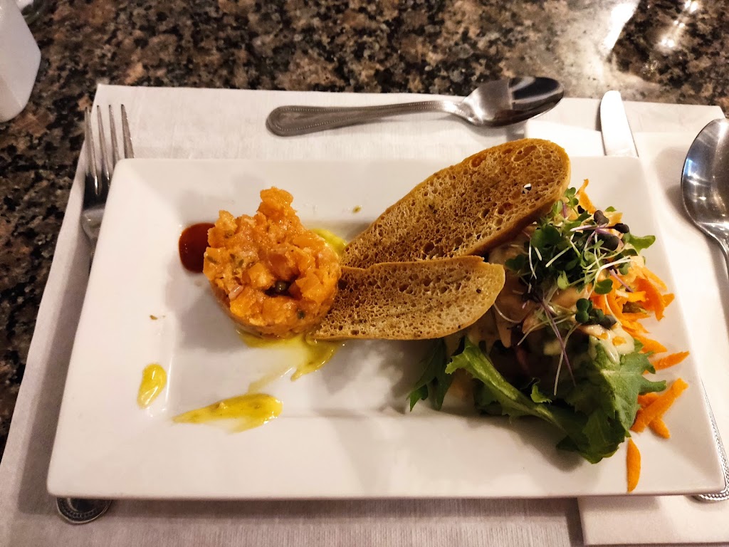 Restaurant du Boisé | 140 QC-138, Grandes-Bergeronnes, QC G0T 1G0, Canada | Phone: (418) 232-1375