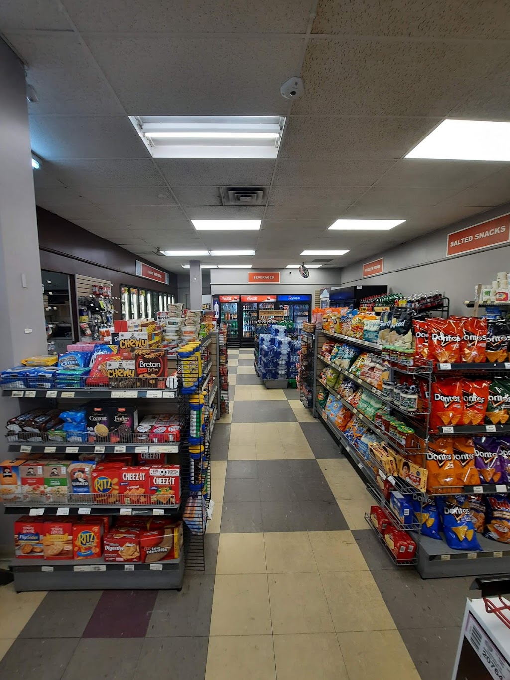 Beckers convenience | 2942 Finch Ave E, Scarborough, ON M1W 2T4, Canada | Phone: (416) 493-2942