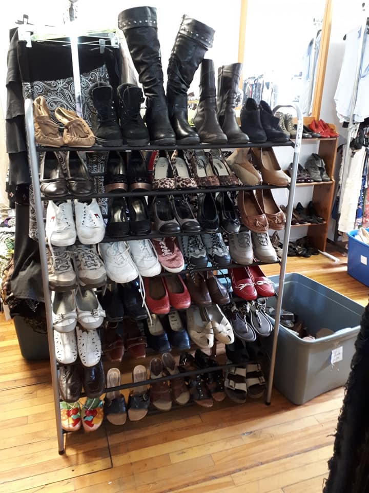 Friperie Vintage en folie | 94 QC-216, Stoke, QC J0B 3G0, Canada | Phone: (819) 342-1242
