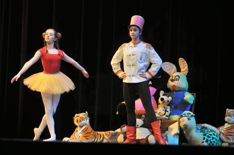 Paula Wolfman-Frank Ballet | 6799 Chemin Louis Pasteur, Montréal, QC H4W 2X1, Canada | Phone: (514) 484-3295