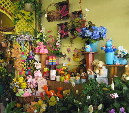 Fleuriste La Pousse Verte | 3280 Ch Ste-Foy, Québec, QC G1X 1S1, Canada | Phone: (418) 659-3770