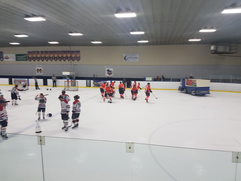 Aréna Mont-Ste-Anne | 2100 Chemin de Sainte-Catherine, Sherbrooke, QC J1N 3V5, Canada | Phone: (819) 562-3013
