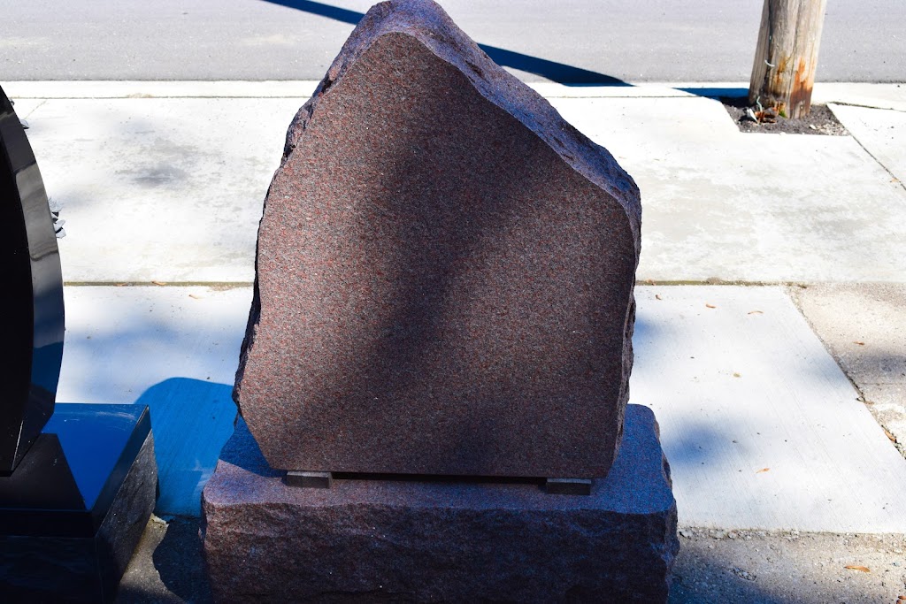 Alpaughs Memorials | 27 King St E, Forest, ON N0N 1J0, Canada | Phone: (519) 786-2261