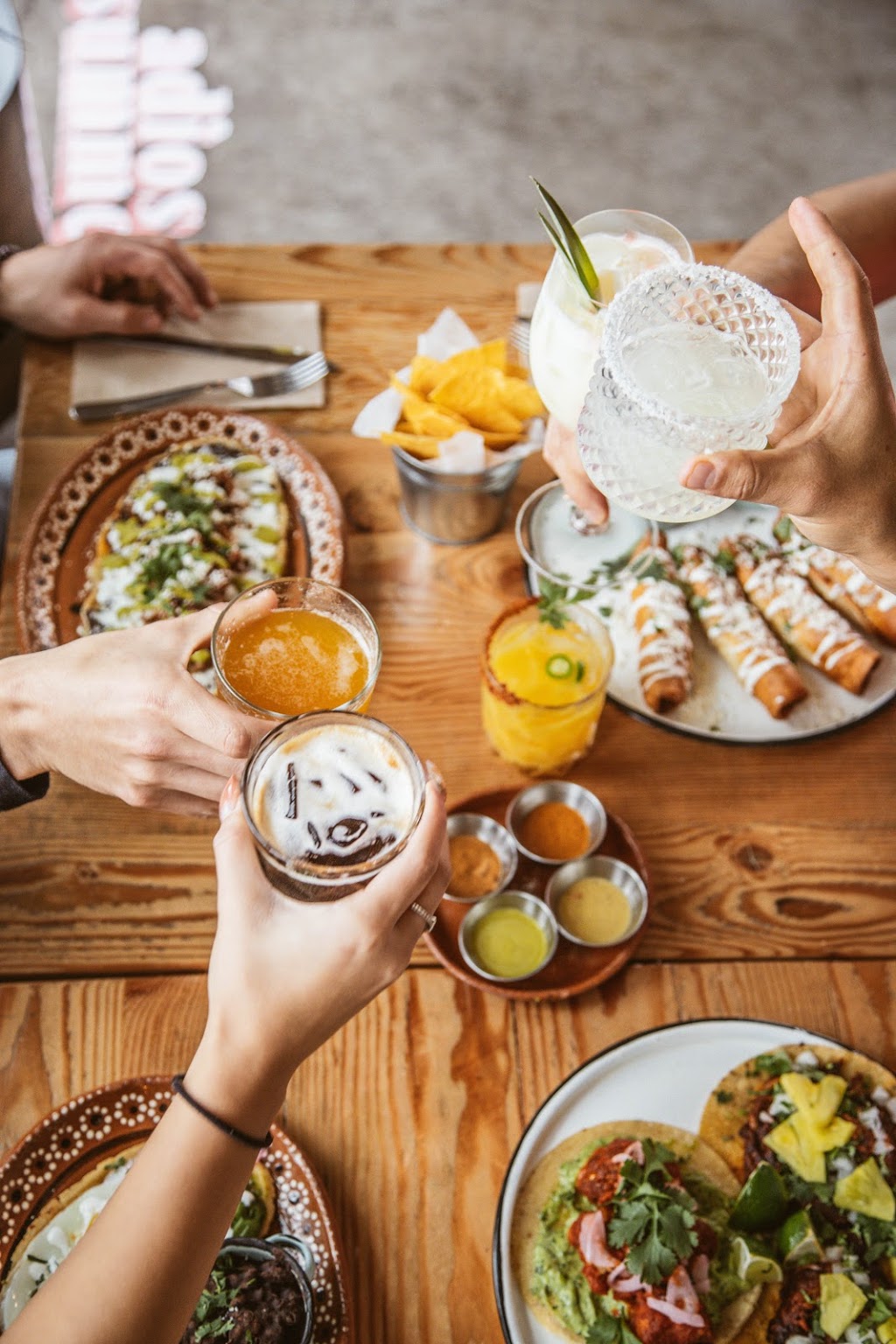 Hugos Mexican Kitchen | 7101 Vedder Rd, Chilliwack, BC V2R 4G3, Canada | Phone: (604) 858-8123