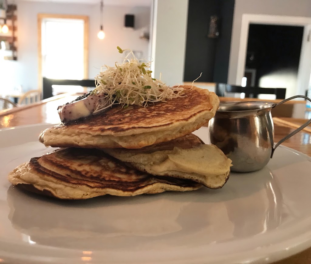 Chelsea Bistro 827 | 168 Chemin Old Chelsea, Chelsea, QC J9B 1J3, Canada | Phone: (819) 827-9118