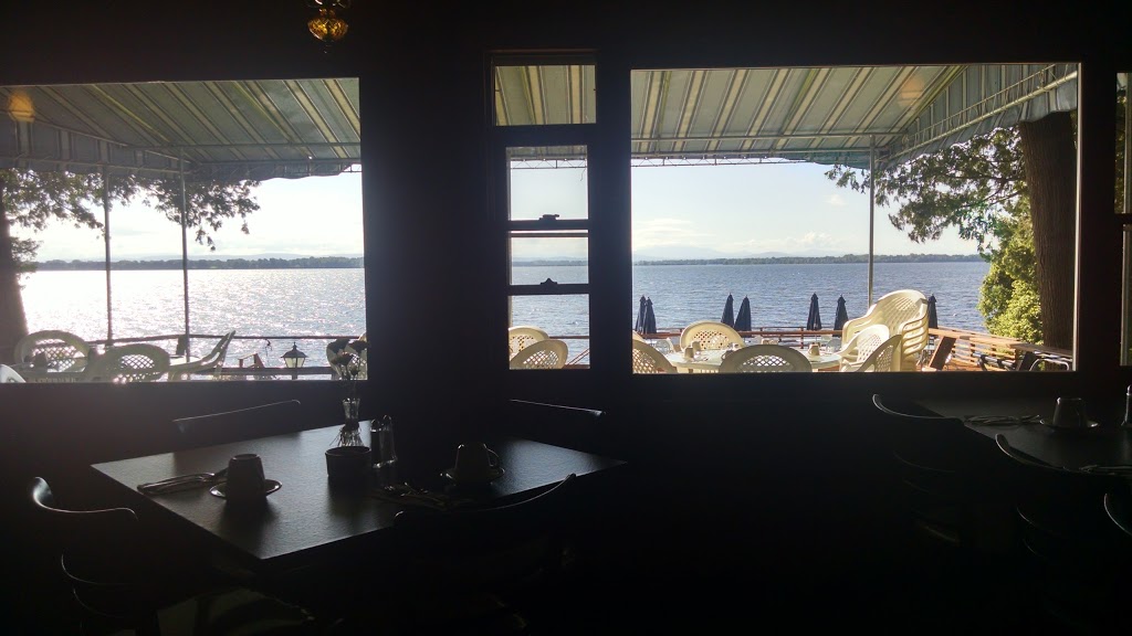 Ruthcliffe Lodge | 1002 Quarry Rd, Isle La Motte, VT 05463, USA | Phone: (802) 928-3200