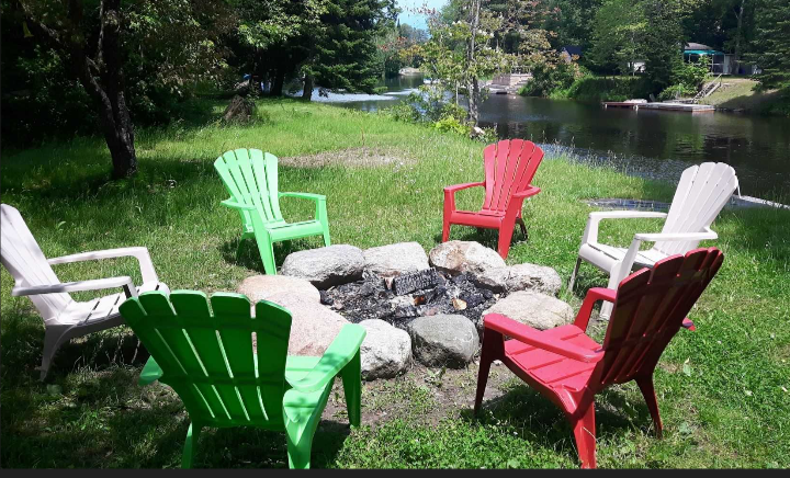 D-D Cottage | 12 Shankland Dr, Fenelon Falls, ON K0M 1N0, Canada | Phone: (647) 975-4545
