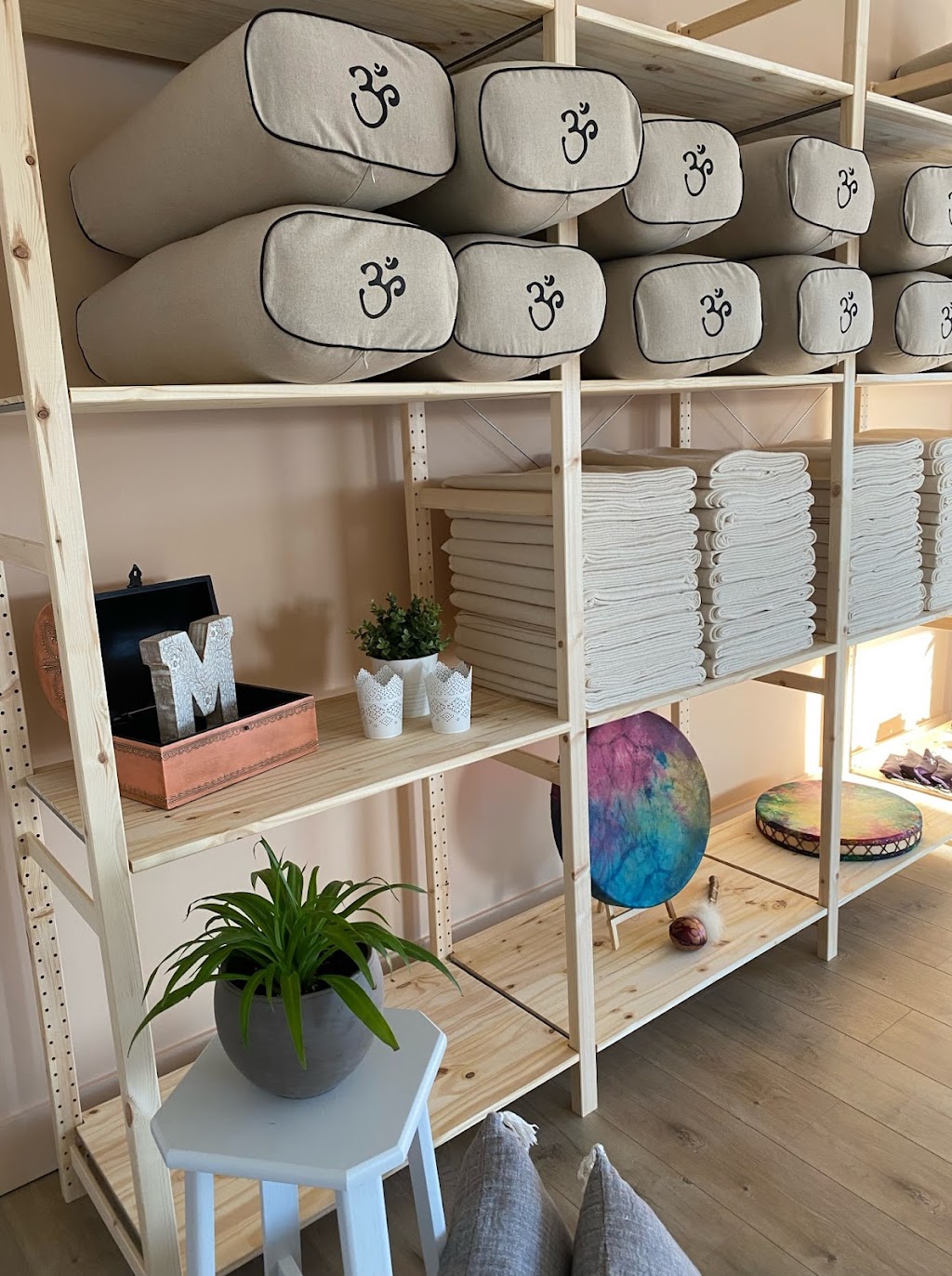 Moon - Centre de mieux-être holistique | 80 Rue Émilien Marcoux Suite # 103, Blainville, QC J7C 0B5, Canada | Phone: (514) 360-2588