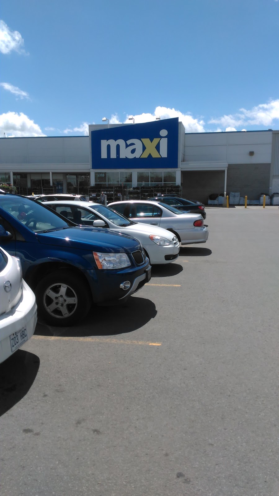 Maxi | 3398 Boulevard Taschereau, Greenfield Park, QC J4V 2H7, Canada | Phone: (450) 671-8183