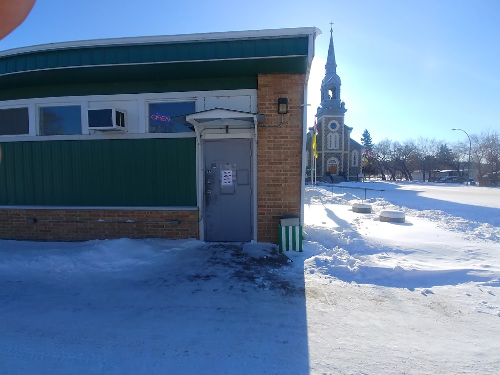 Lebret Groceries | 12 Pl De ELisge, Lebret, SK S0G 2Y0, Canada | Phone: (306) 332-6552