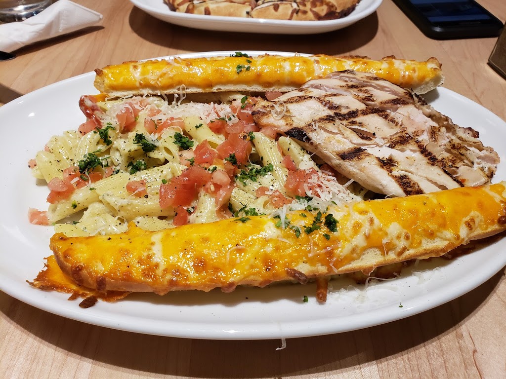 Boston Pizza Charleswood | 3894 Grant Ave, Winnipeg, MB R3R 3C2, Canada | Phone: (204) 925-4112