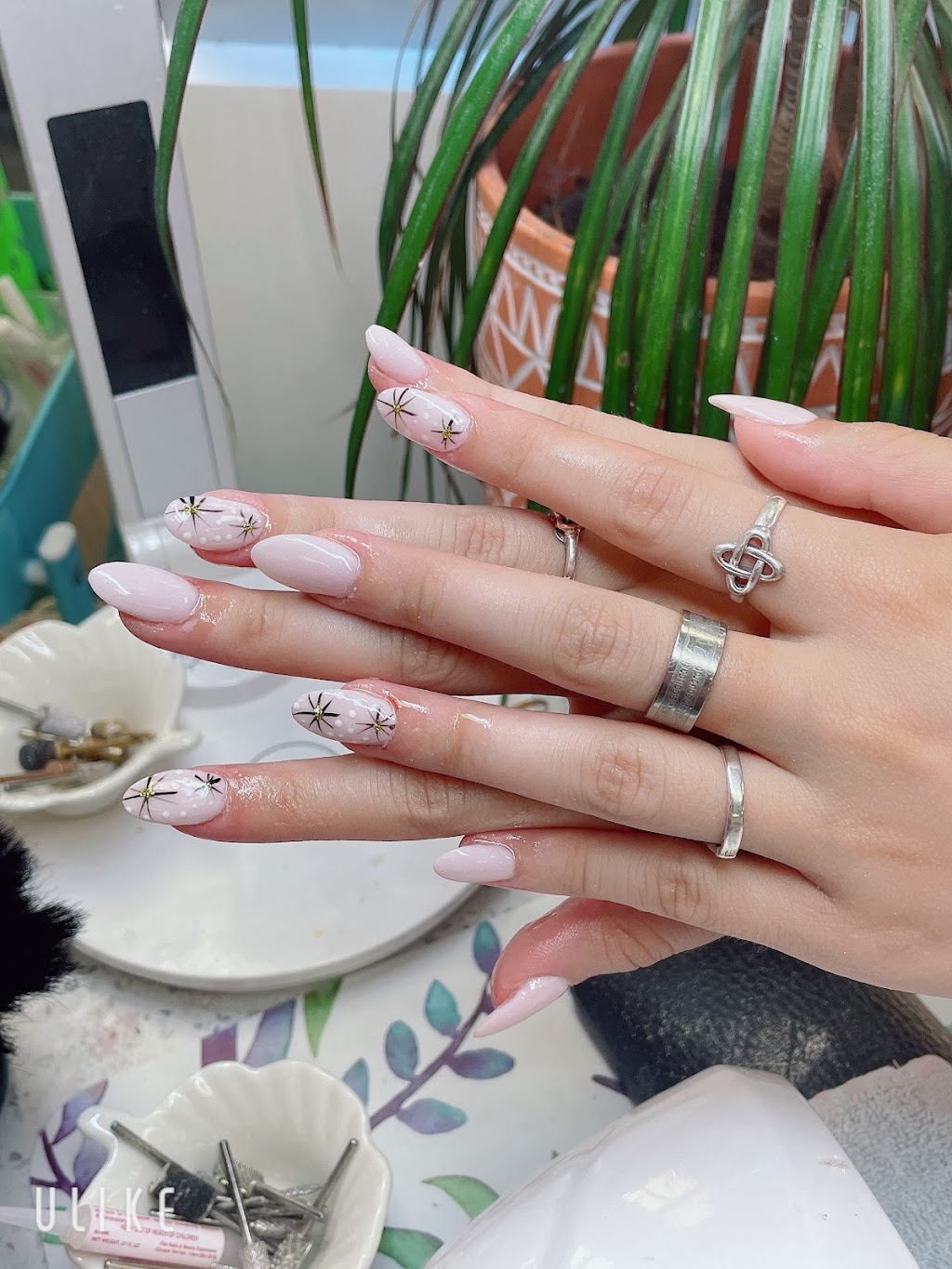 Emerald Nails & Spa | 2895 Bank St, Gloucester, ON K1T 1N2, Canada | Phone: (613) 730-5568