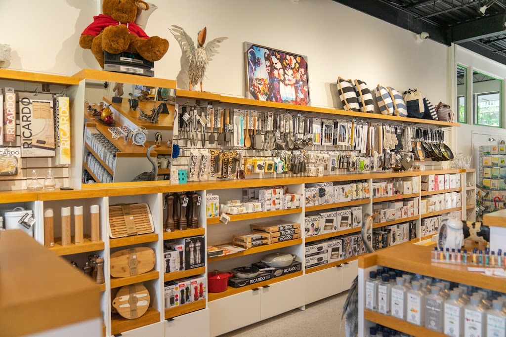 TOU ET CIE | 177 Rue St Étienne, La Malbaie, QC G5A 1T6, Canada | Phone: (418) 202-7177
