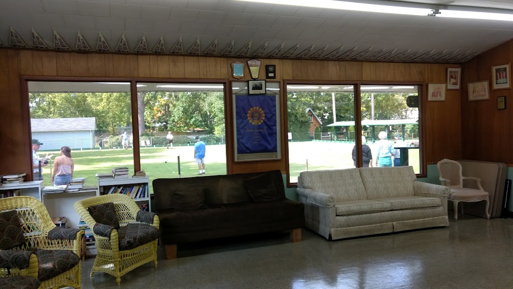 Elmwood Lawn Bowling Club | 17.5 Edward St, London, ON N6C 3G9, Canada | Phone: (519) 438-5695