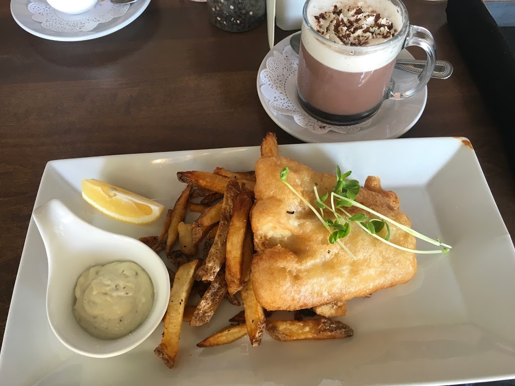 Queens Cafe | 48 Victoria Rd S, Guelph, ON N1E 5P6, Canada | Phone: (519) 824-6868