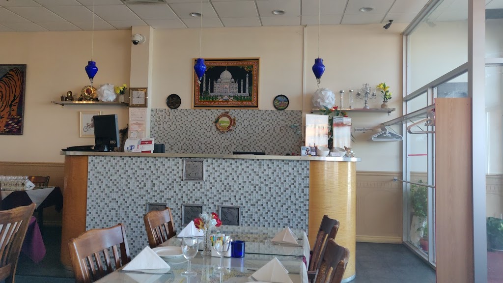Restaurant Raj Mahal | 1404 Ch. de Saint-Jean, La Prairie, QC J5R 2L7, Canada | Phone: (450) 659-2020