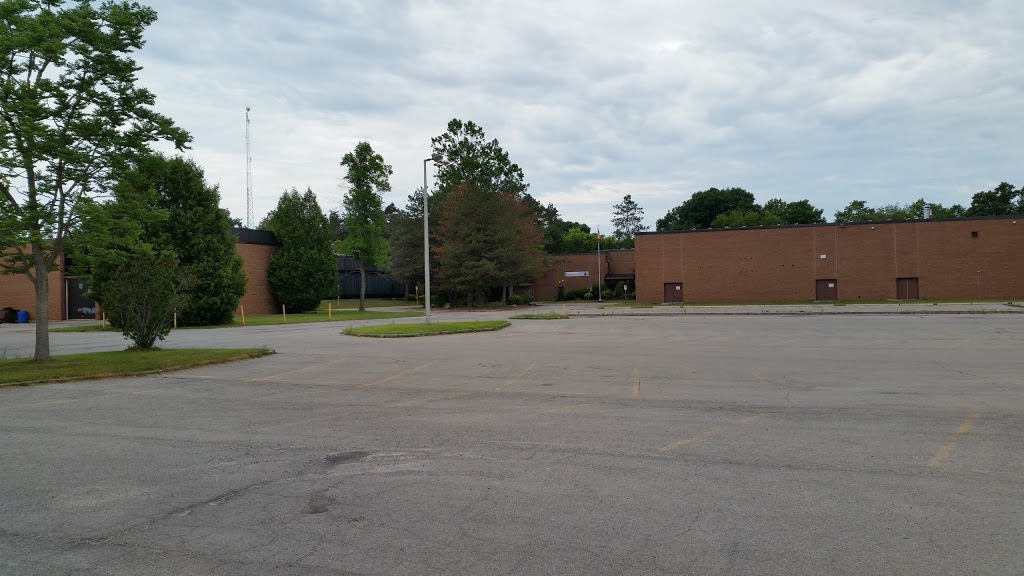 Valley Heights Secondary School | 2561 Highway 59 South, Langton, ON N0E 1G0, Canada | Phone: (519) 586-3522