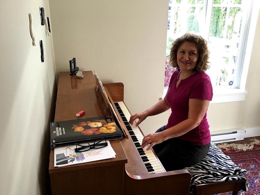 Piano teacher white rock | 2501 161a St, Surrey, BC V3Z 7Y6, Canada | Phone: (604) 771-0833